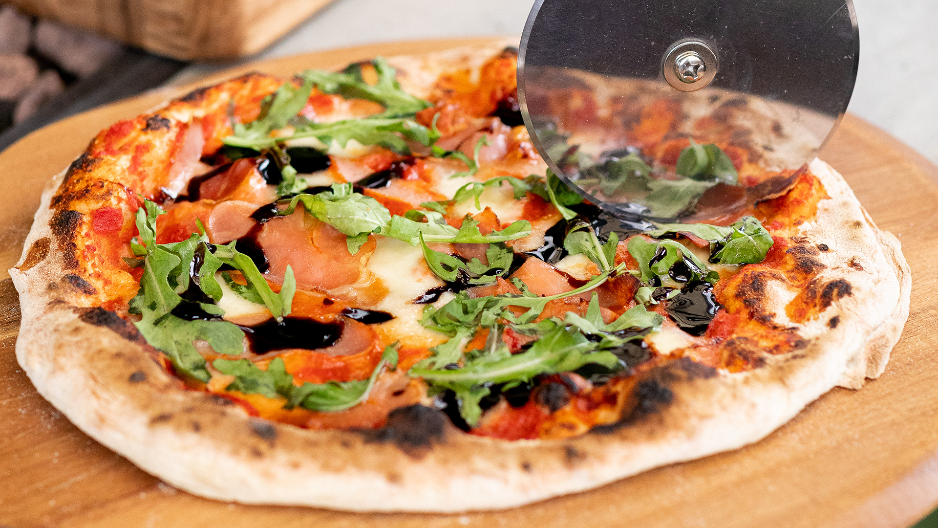 Prosciutto pizza recipe